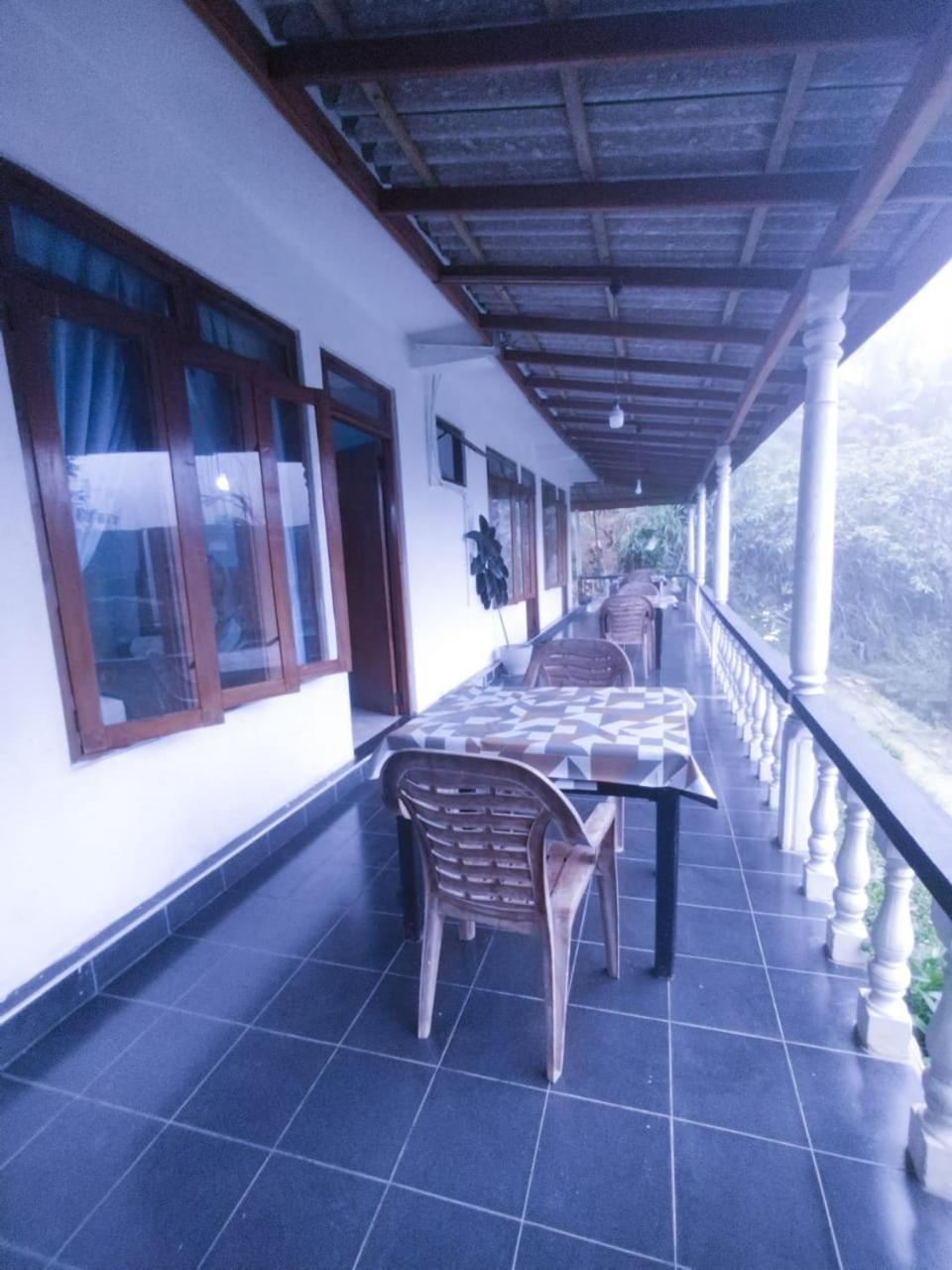 Soorya Inn Ella Esterno foto