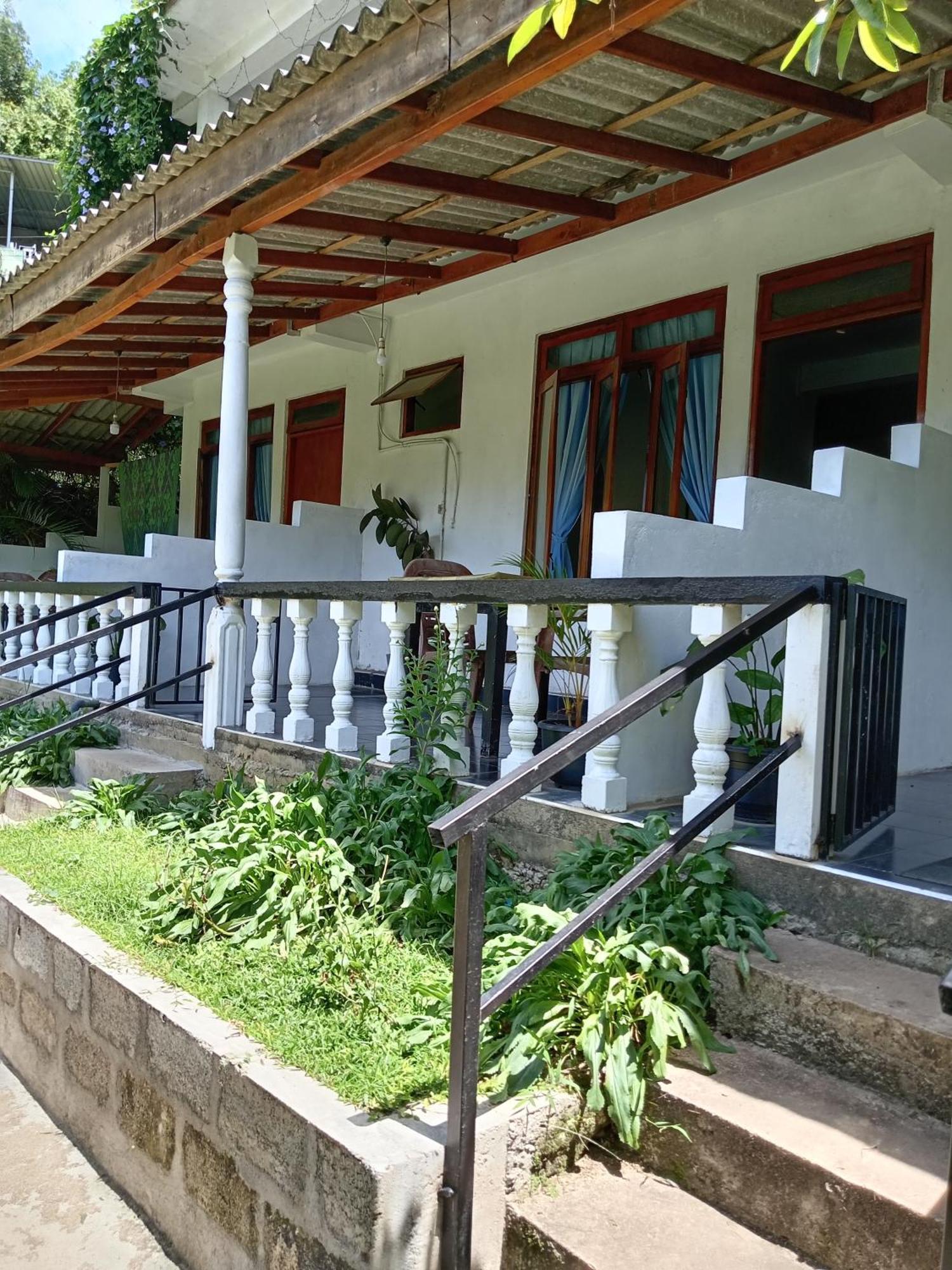 Soorya Inn Ella Esterno foto