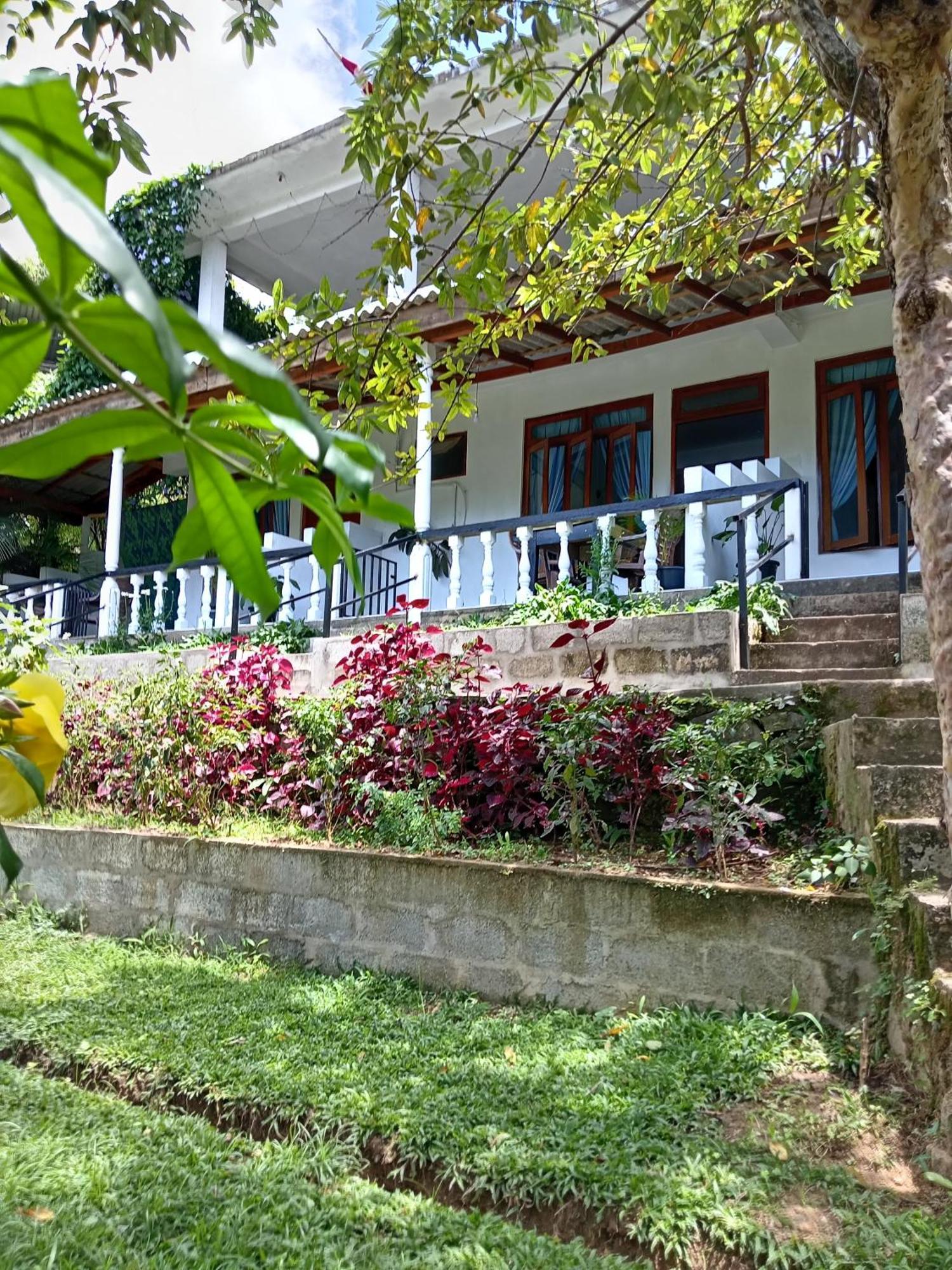 Soorya Inn Ella Esterno foto